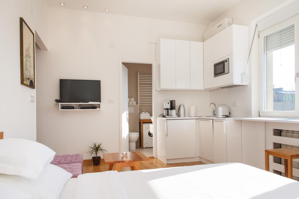 Apartment Slavia District Βελιγράδι Δωμάτιο φωτογραφία